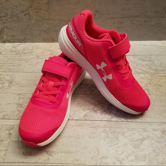 Under Armour Surge girls Hot Pink sneakers - Picture 3 of 7